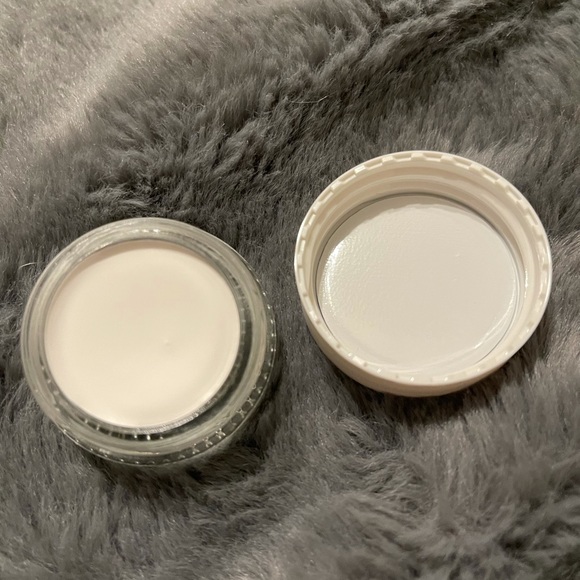 Kat Von D 24 hour Super Brow - Picture 4 of 6